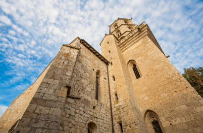 L'église St Madeleine à Larrazet