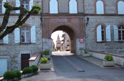 Les portes d'entrées du village de Sérignac